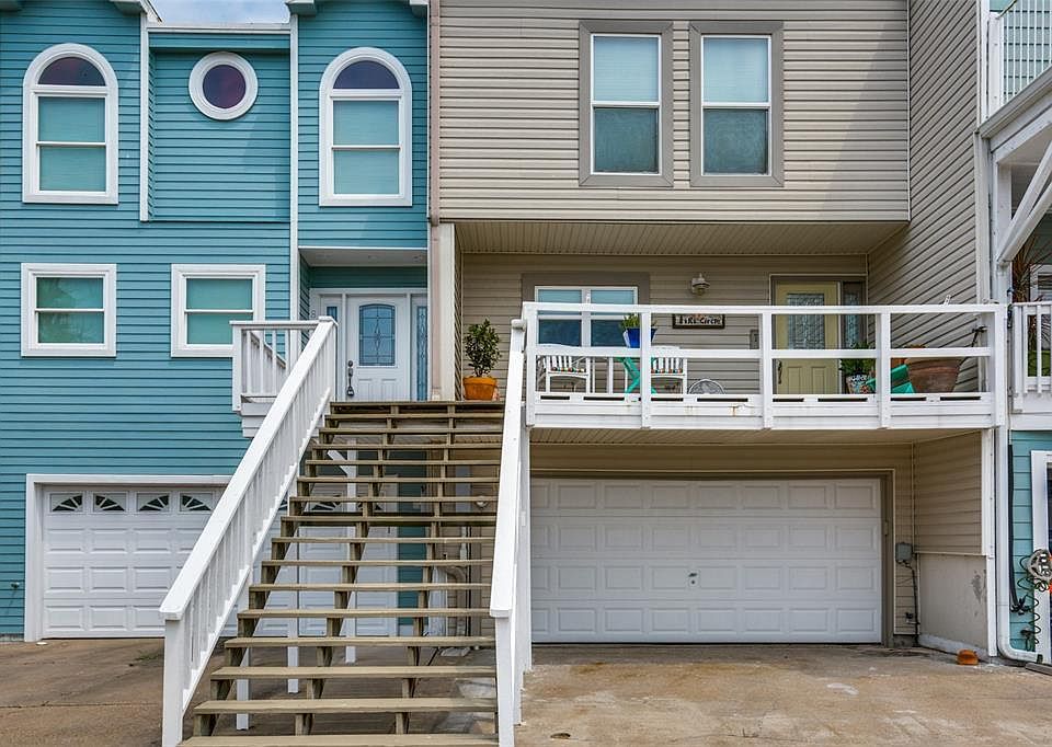 1st image of 7 Tiki Cir