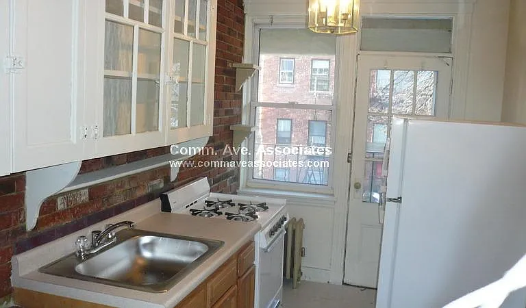 116 Washington St #25 — Photo 11