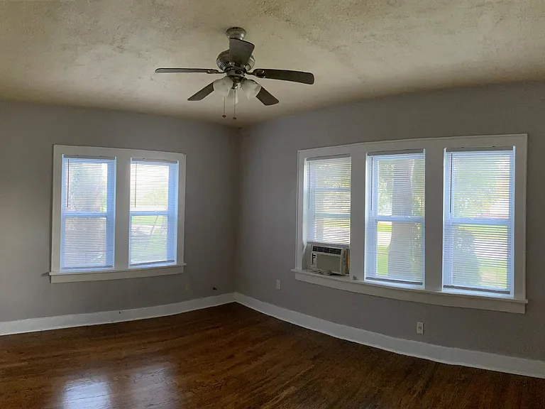 127 NW 31st St #1 — Photo 7