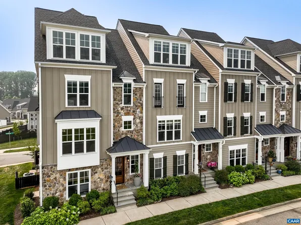 5463 Golf Dr, Crozet, VA 22932