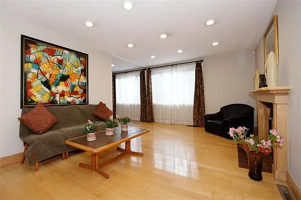 22 Westlund Rd — Photo 7