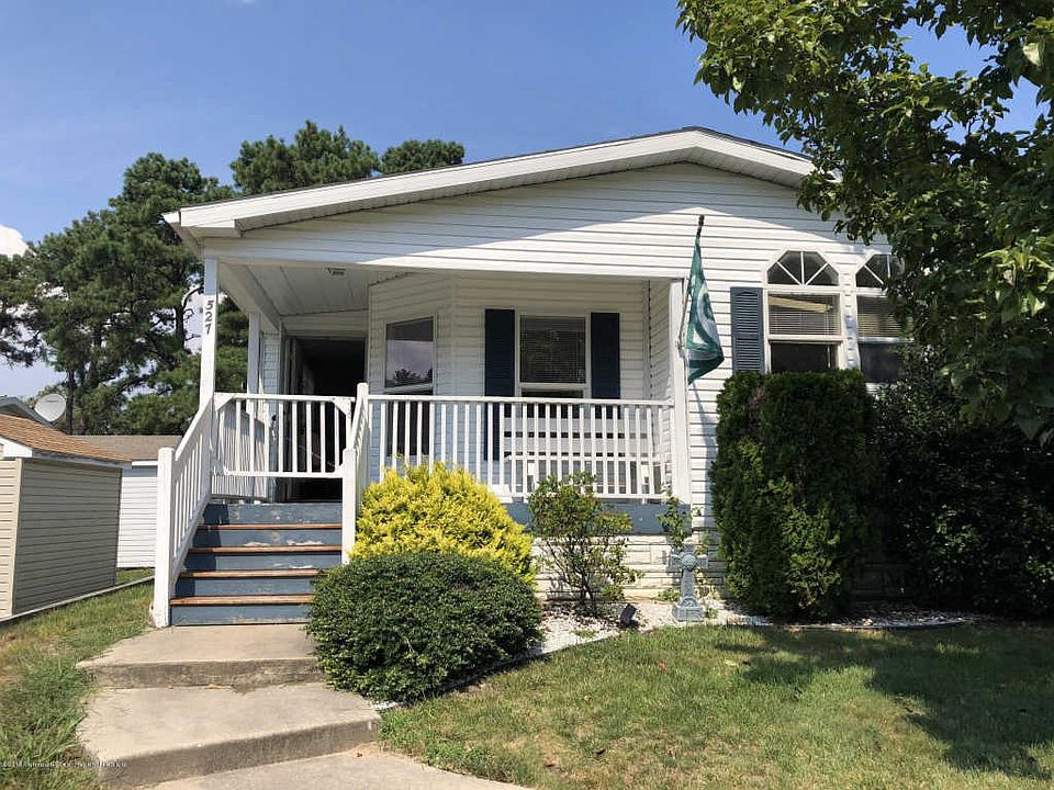 1st image of 527 Momosa Dr