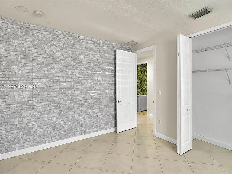 18861 SW 77th Ct — Photo 34