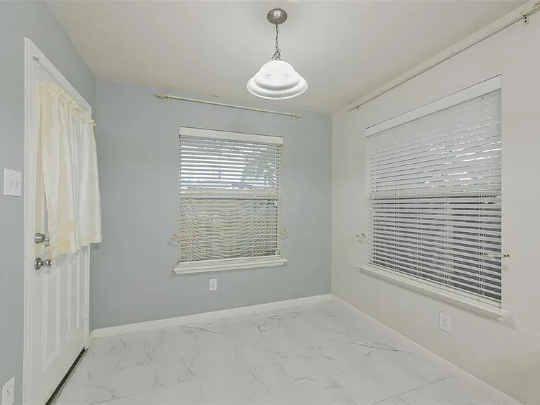 9523 Wyatt Oak Ln — Photo 9