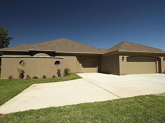 5th image of 3907 Wentworth Dr