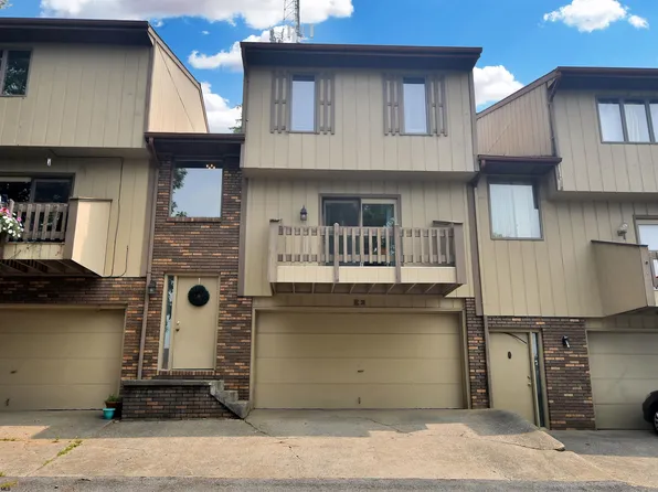 1230 Van Voorhis Rd APT E2, Morgantown, WV 26505