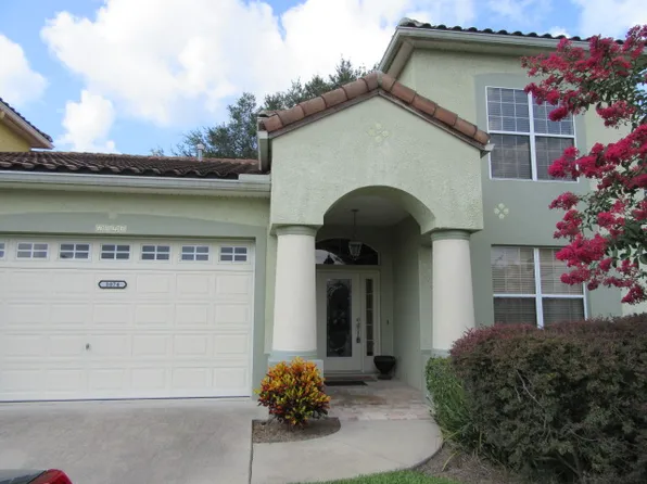 1074 Avenida Sonoma, Lady Lake, FL 32159