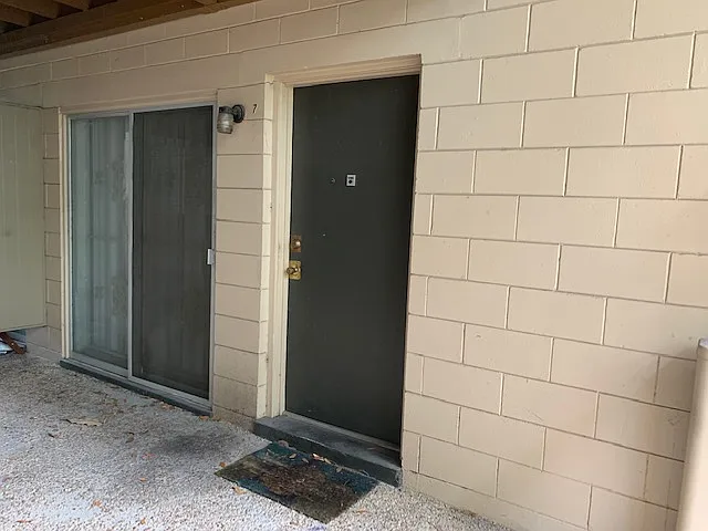 120 W America St #7 — Photo 12