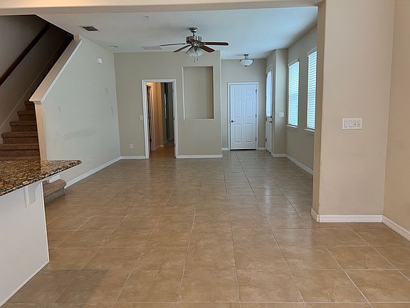 3rd image of 8574 Dufferin Ln