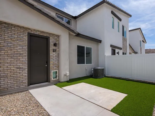 Corsica Villas at 20th Street