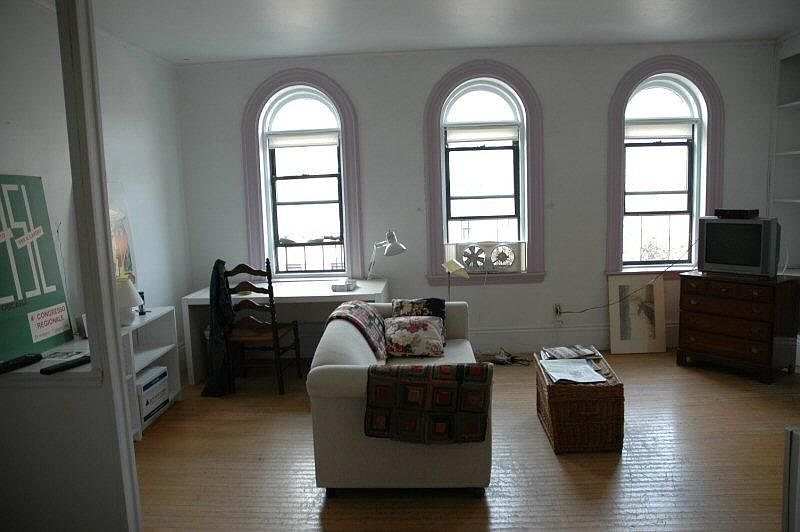 2nd image of 161 Beacon St