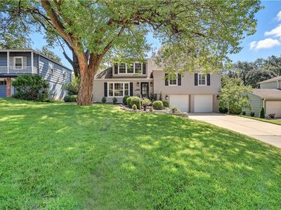 7619 Chadwick St, Prairie Village, KS, 66208