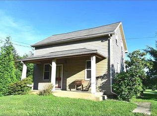 5323 Cetronia Rd, Allentown, PA 18106