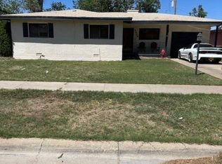 1404 W Howard St, Carlsbad, NM 88220