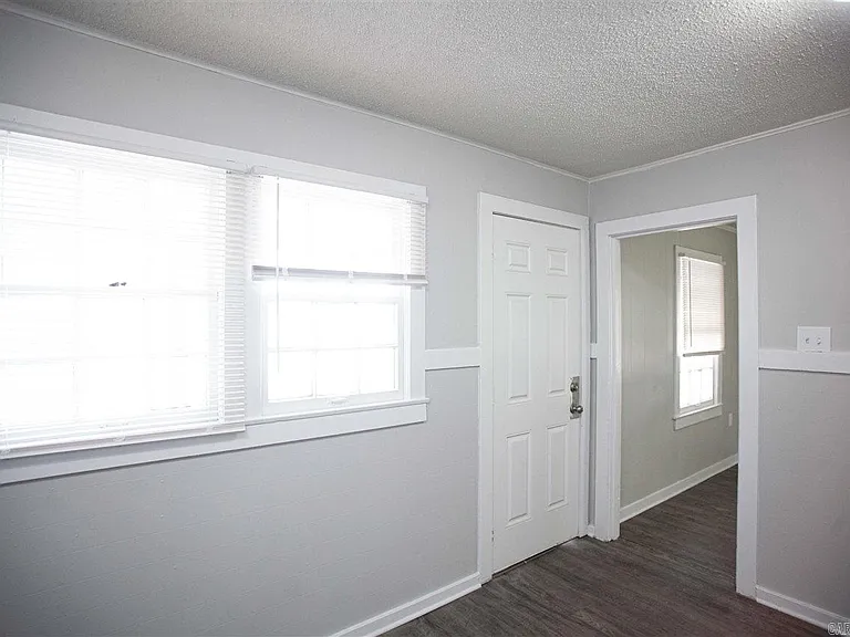 607 Prothro St — Photo 3