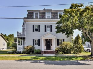 38 Moseley Ave APT 2, Newburyport, MA 01950