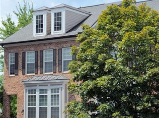 2662 Rivers Edge Dr NE, Atlanta, GA 30324