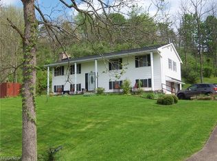 99 Progress Ridge Rd, Walker, WV 26180