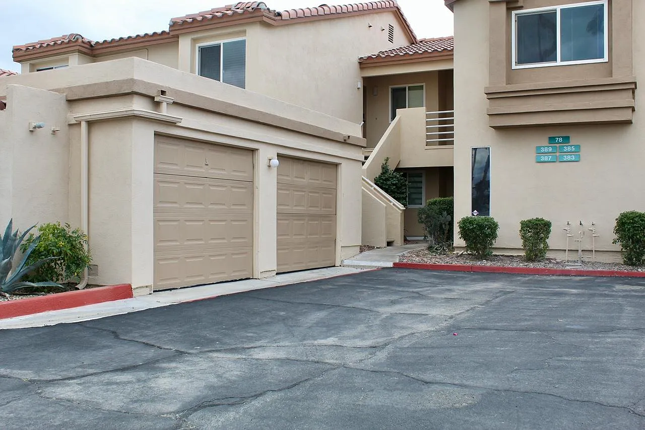 1 bed, 796 sqft, $3,000 — Photo 1