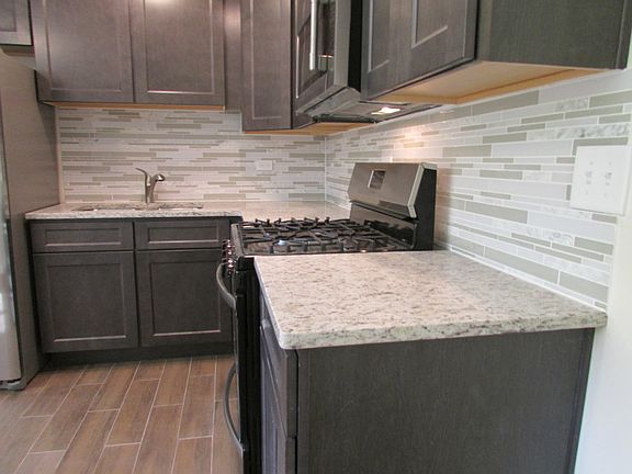 5th image of 2316 Joanna Ave