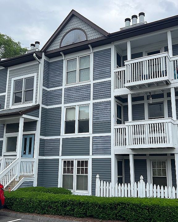 116Front St