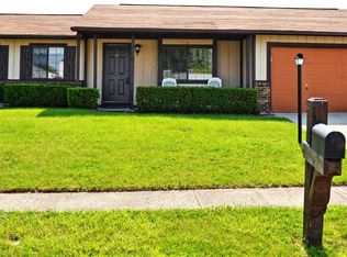 8711 Valley Lake Ct, Indianapolis, IN