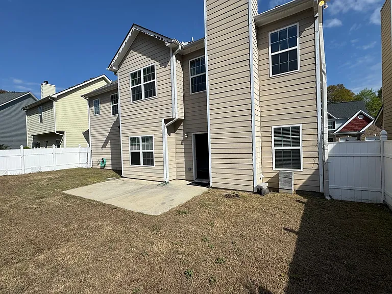 6902 Grand Hickory Dr — Photo 26