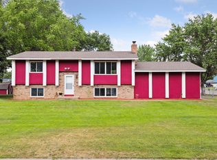 12800 141st Ave N, Dayton, MN 55327