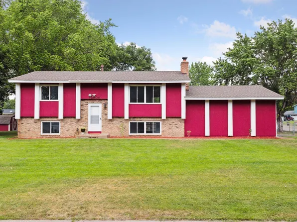 12800 141st Ave N, Dayton, MN 55327