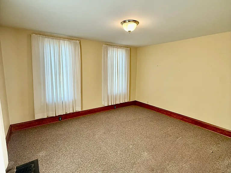 1213 Glenwood Heights Rd — Photo 15