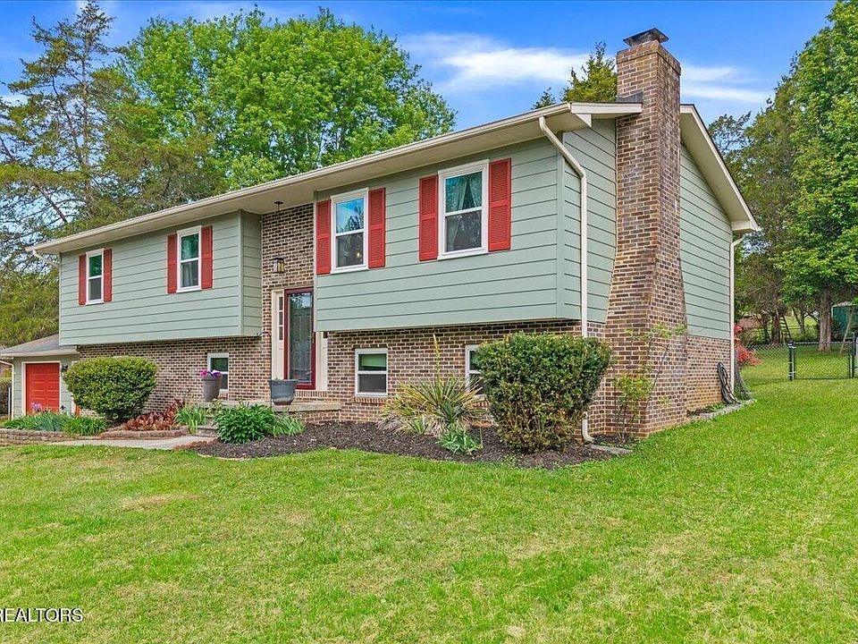 1st image of 1305 Ridgeway Cir