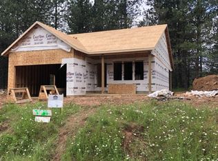 303 Rio Vista St, Osburn, ID 83849