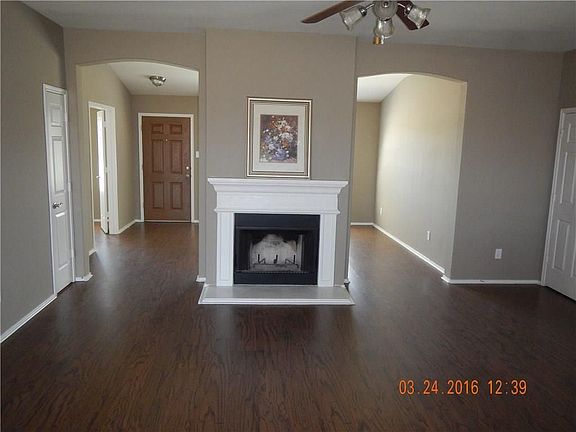 2nd image of 9200 Wellington Dr