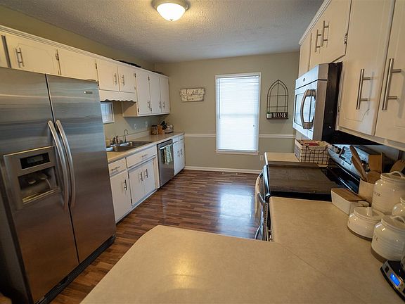 3rd image of 270 Atlantis Way