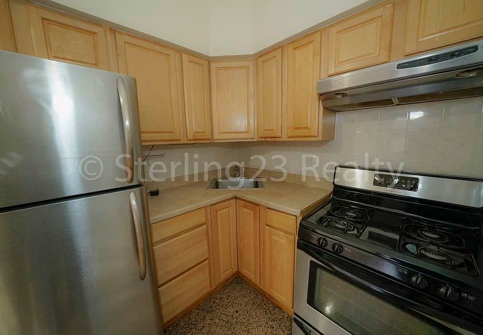 1st image of 3163 14th St #2F