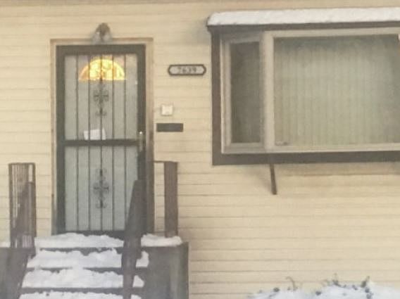 2nd image of 7639 S Perry Ave