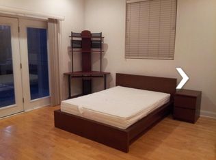 510 S Campbell Ave #2, Chicago, IL 60612