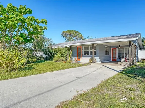 2111 Outer Dr, Sarasota, FL 34231