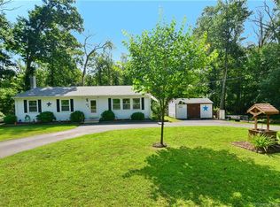 283 Woodward Rd, Brooklyn, CT 06234