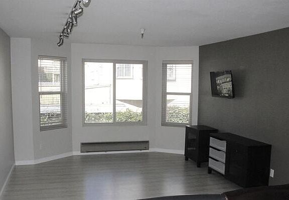 2nd image of 1920 Ocean Ave #A & B