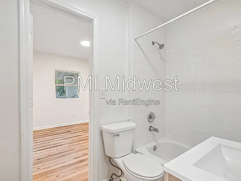 3118 W 9th St — Photo 19