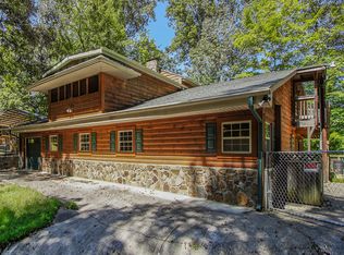 1082 Beechwood Dr, Dandridge, TN 37725