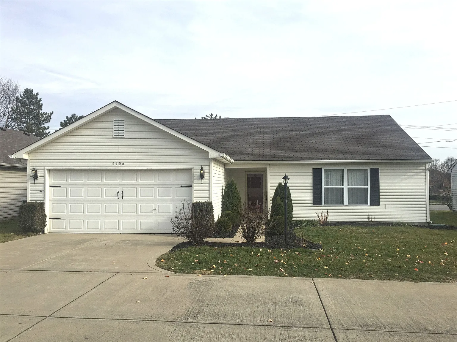 4506 Driftwood Ln photo 1