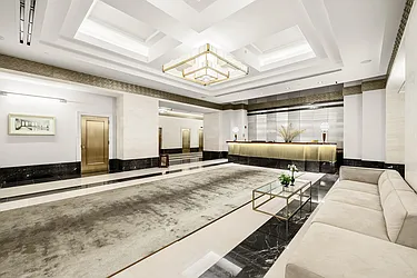 Entry / hallway thumbnail