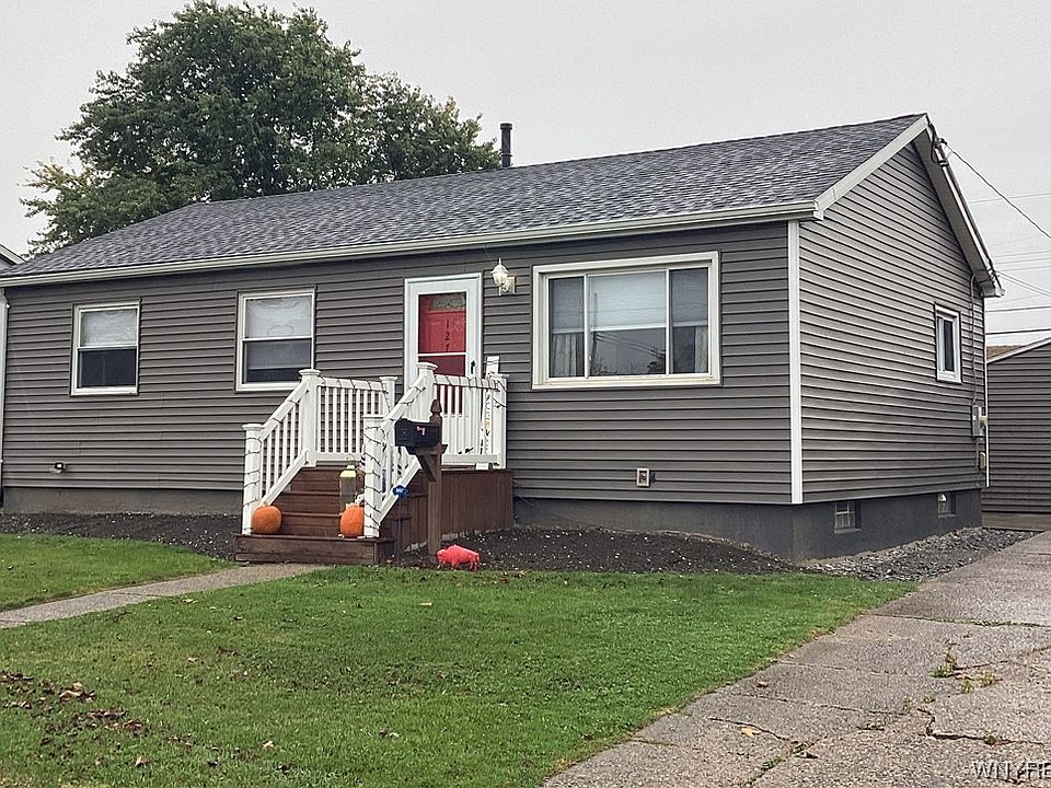 1st image of 127 Hackett Dr
