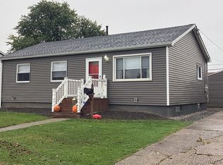 127 Hackett Dr, Tonawanda, NY 14150