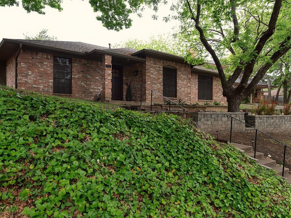 1st image of 811 Braswell Dr