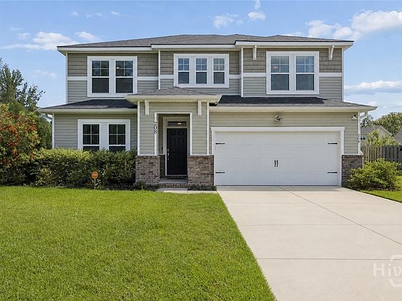 3rd image of 208 Whitaker Way N