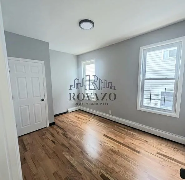 167 Shephard Ave #1L — Photo 5