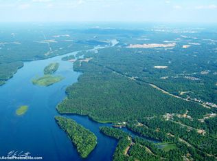 1029 Peninsula Xing, Evans, GA 30809